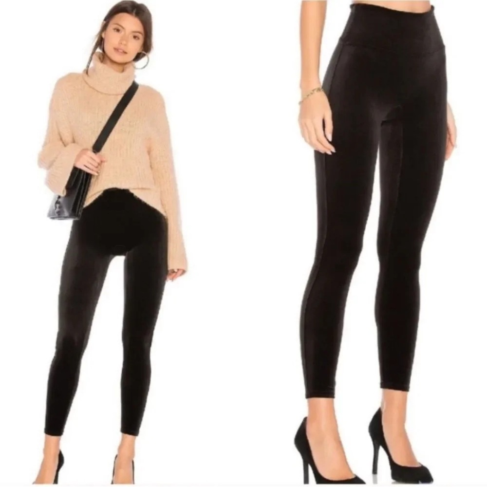 NWT Spanx Velvet Leggings Size Medium
